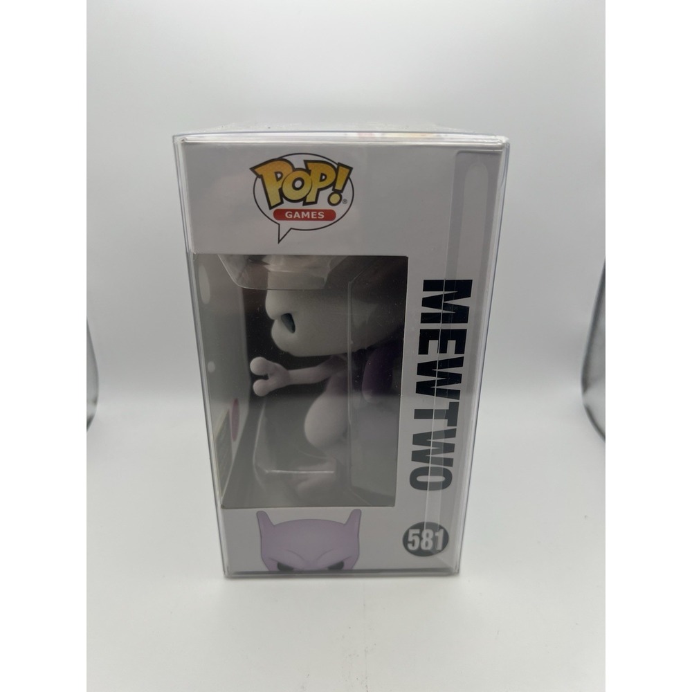Funko POP! Pokemon: Mewtwo #581 Flocked 2020 Summer Convention Exclusive New - Picture 4 of 10